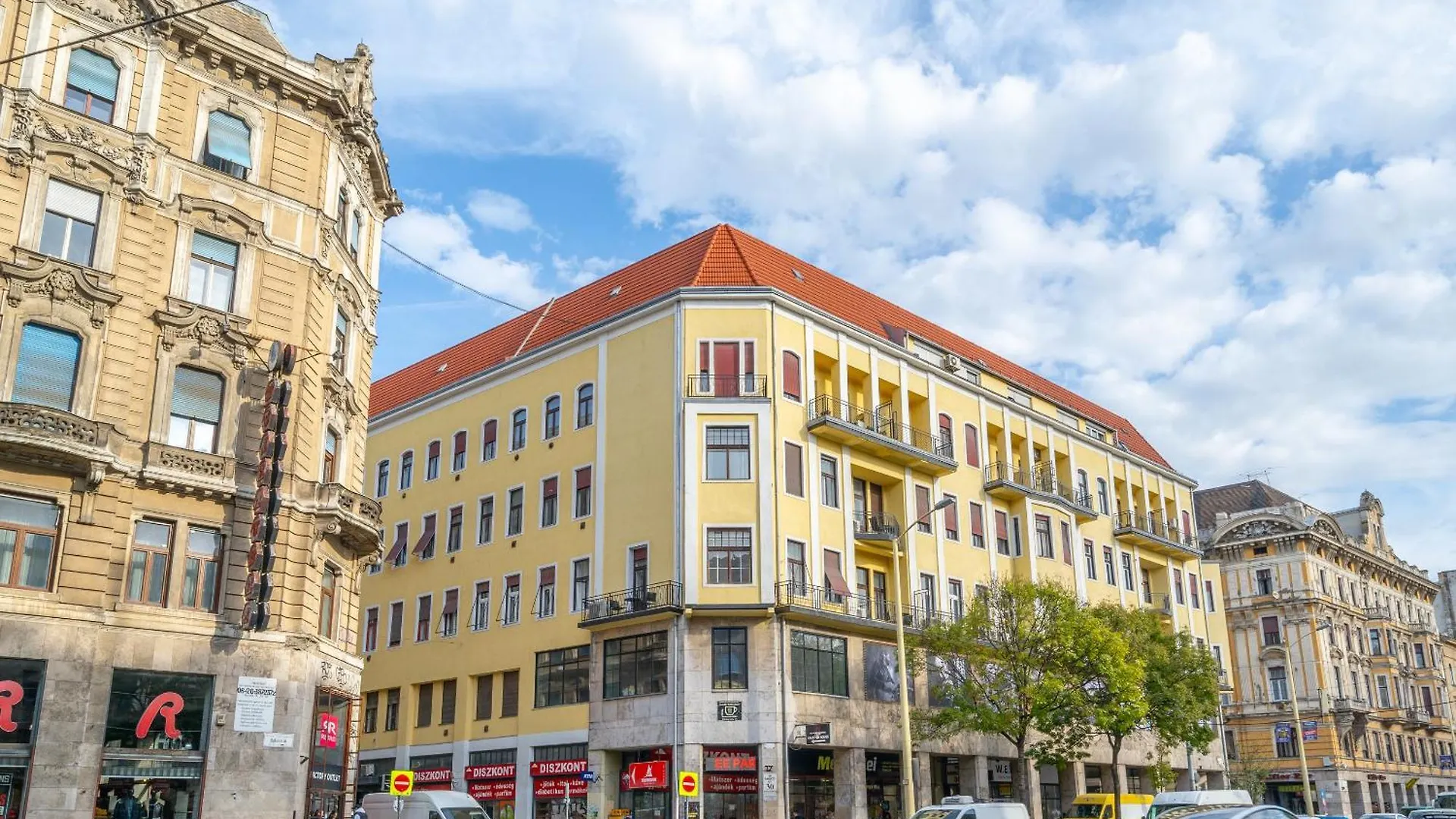 Rakoczi 2 Bedroom Stylish Apartment Budapest